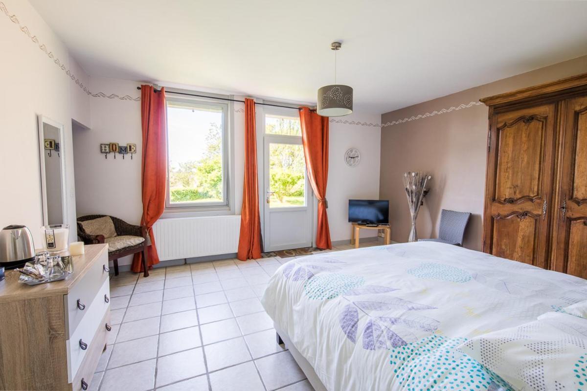 Rive Gauche - Chambres D'Hotes En Bord D'Authion Maze Luaran gambar