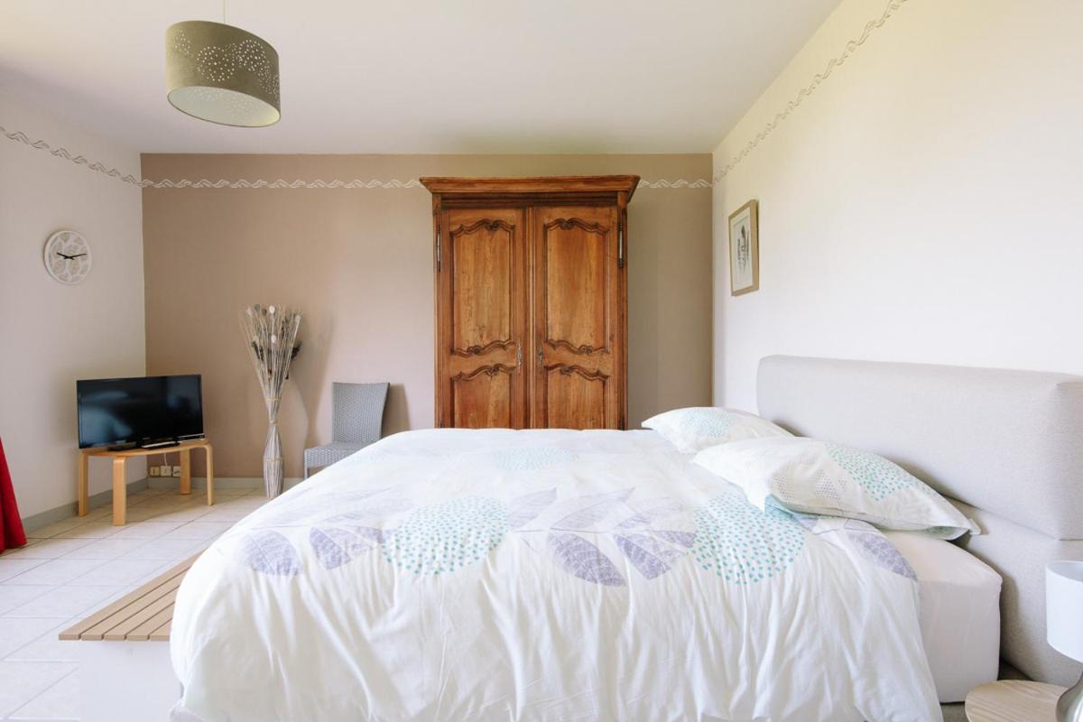 Rive Gauche - Chambres D'Hotes En Bord D'Authion Maze Luaran gambar